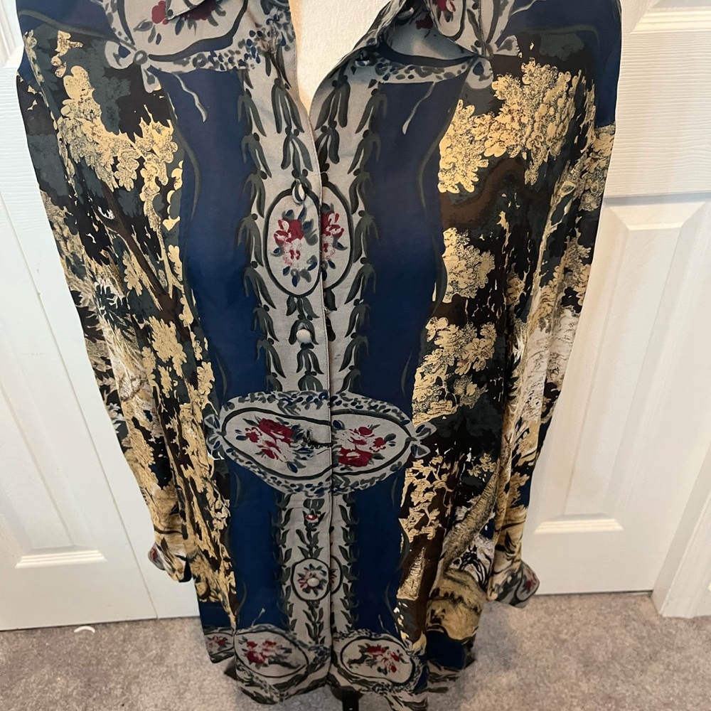 Holt Renfrew Silky Navy & Gold Printed Button-Down Shirt Size 10 Dry Cleaned - Picture 11 of 12